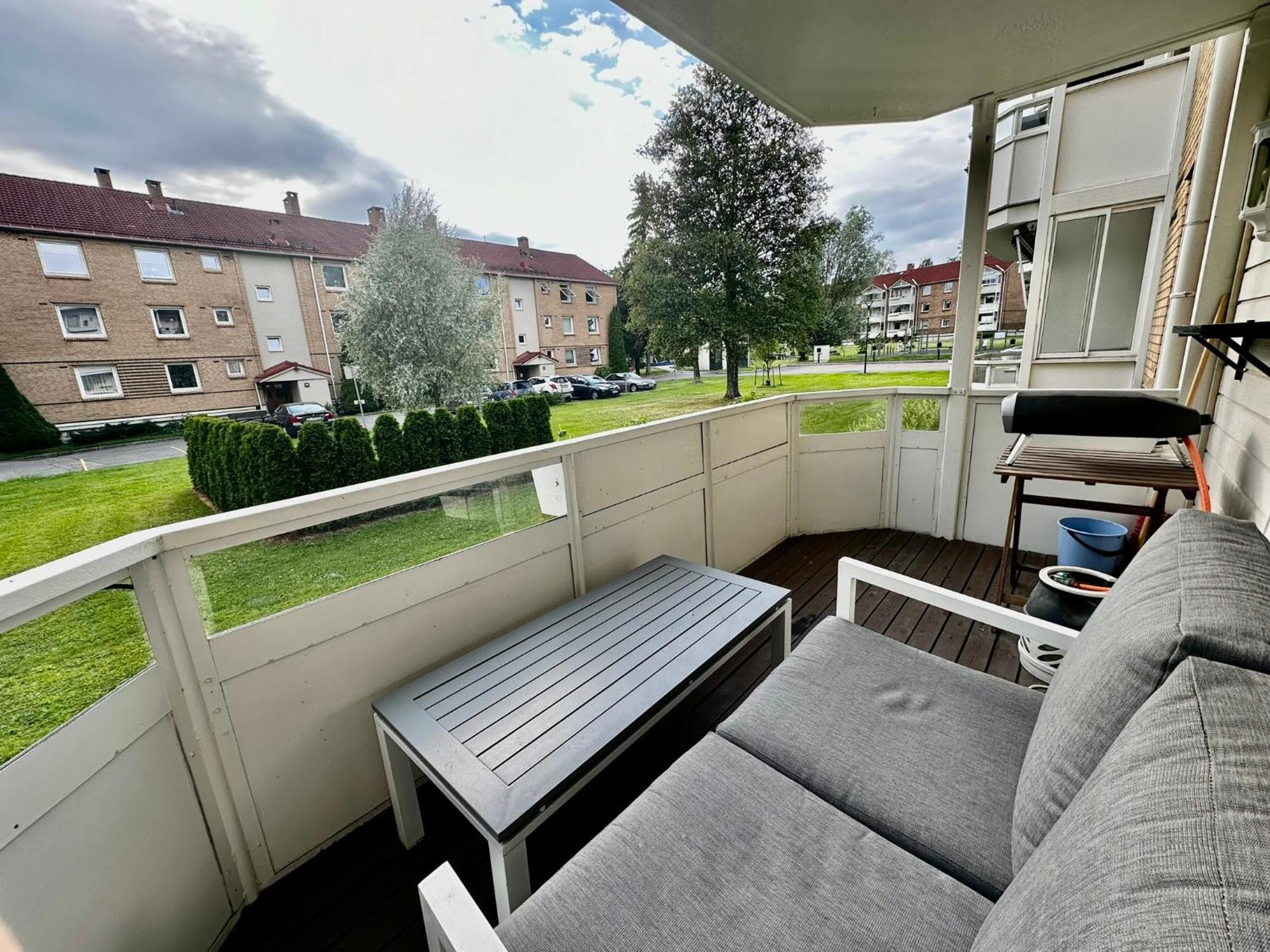 Apartment Cozy With West Facing Balcony At Teisen *